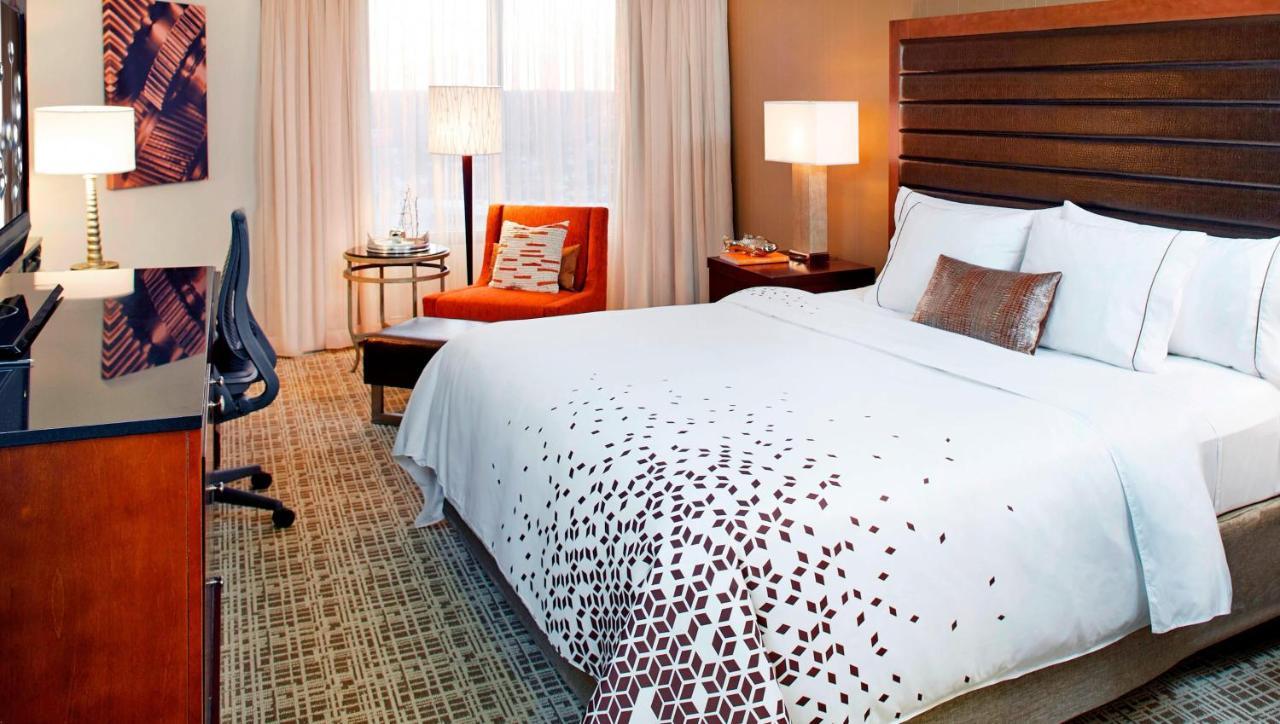 Renaissance St. Louis Airport Hotel Berkeley Εξωτερικό φωτογραφία