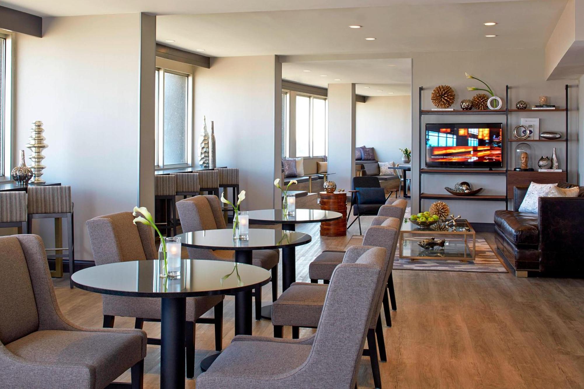 Renaissance St. Louis Airport Hotel Berkeley Εξωτερικό φωτογραφία